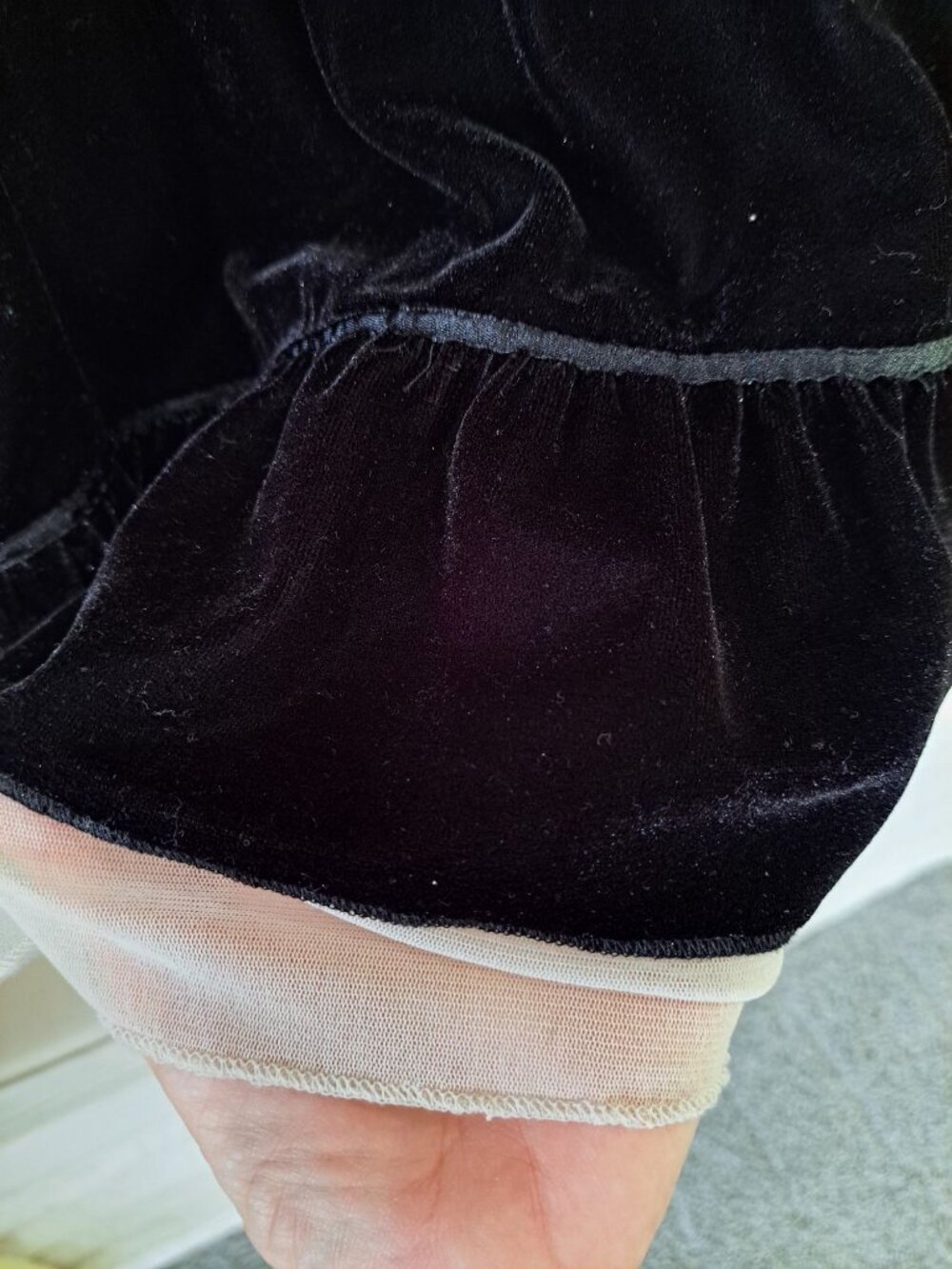 Vintage Velvet Maxi Skirt New York & Co Black Lace Ruffled Womens XS Festival - Picture 3 of 9